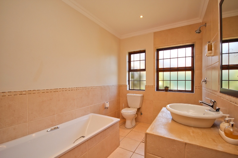 Guest Suite 4 - Greenwood Villa Pinelands Guest House